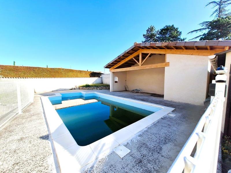 Maison - 136 m² - 6 pièces