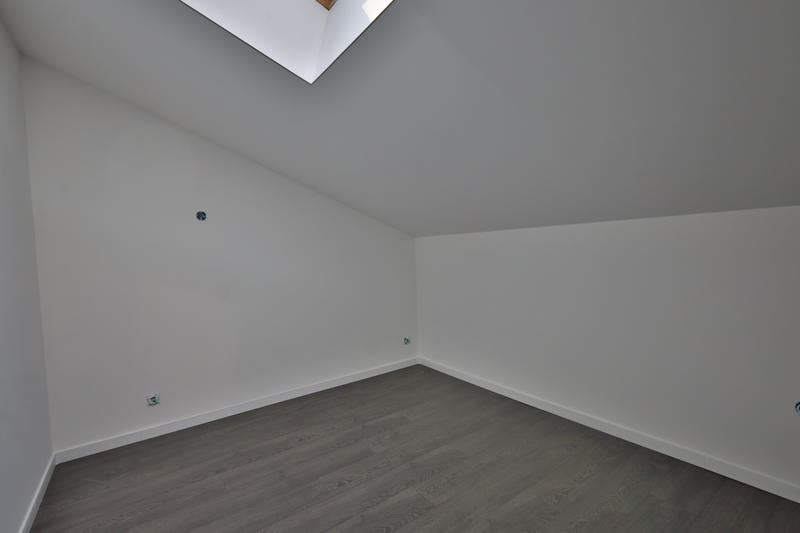 Maison - 123 m² - 4 pièces