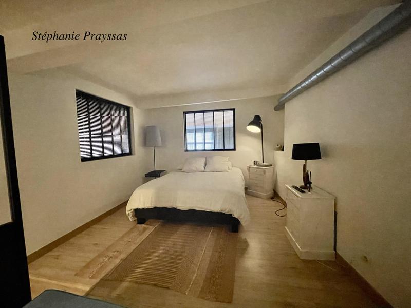 Loft - 200 m² - 5 pièces