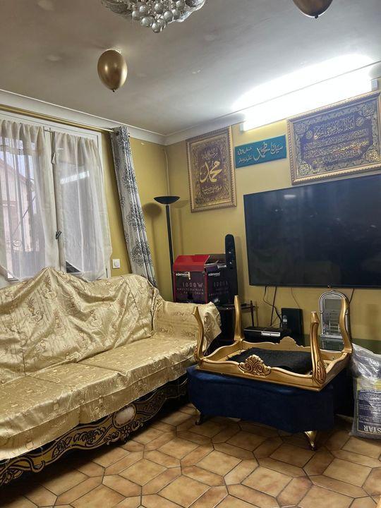 Pavillon - 180 m² - 8 pièces