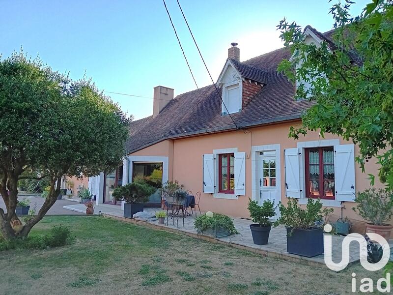 Maison - 205 m² - 8 pièces