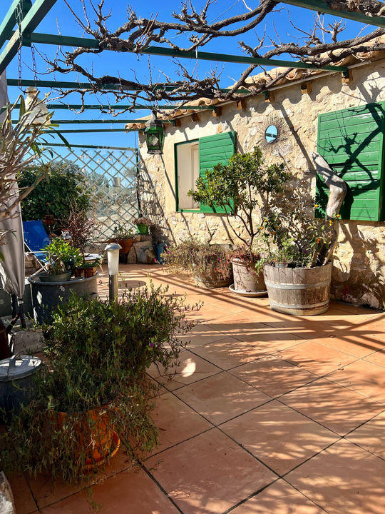 Maison - 219 m² - 8 pièces