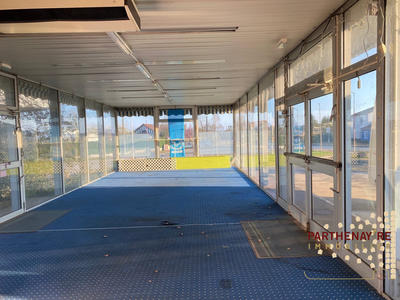 Terrain commercial - 1 513 m²