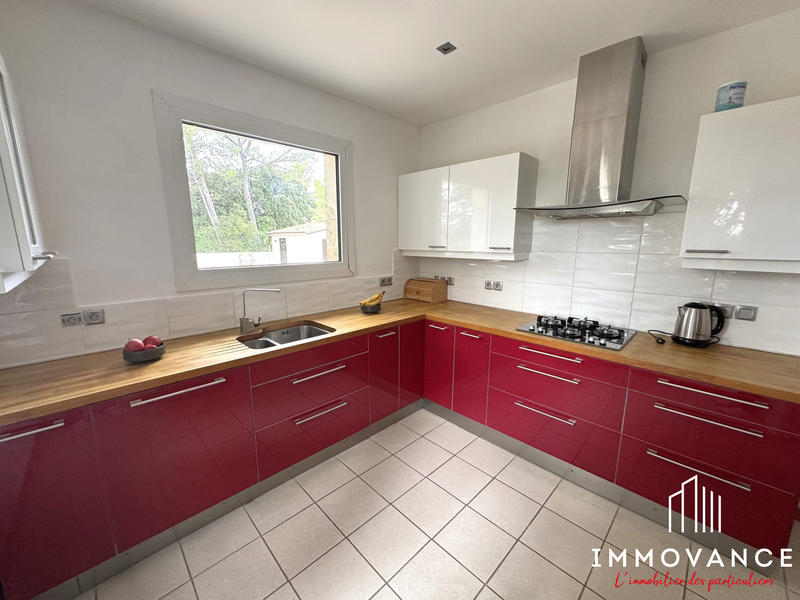 Maison - 103 m² - 4 pièces