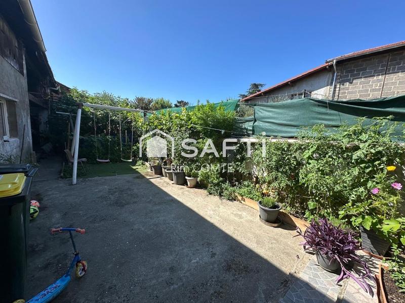 Maison de village - 115 m² - 6 pièces