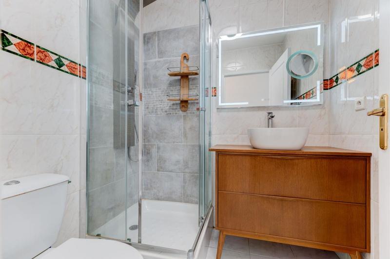 Appartement - 104 m² - 4 pièces