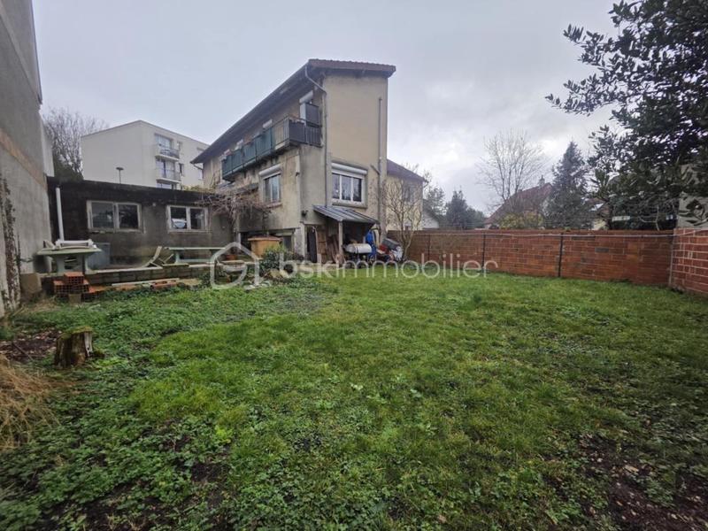 Immeuble - 116 m² - 7 pièces