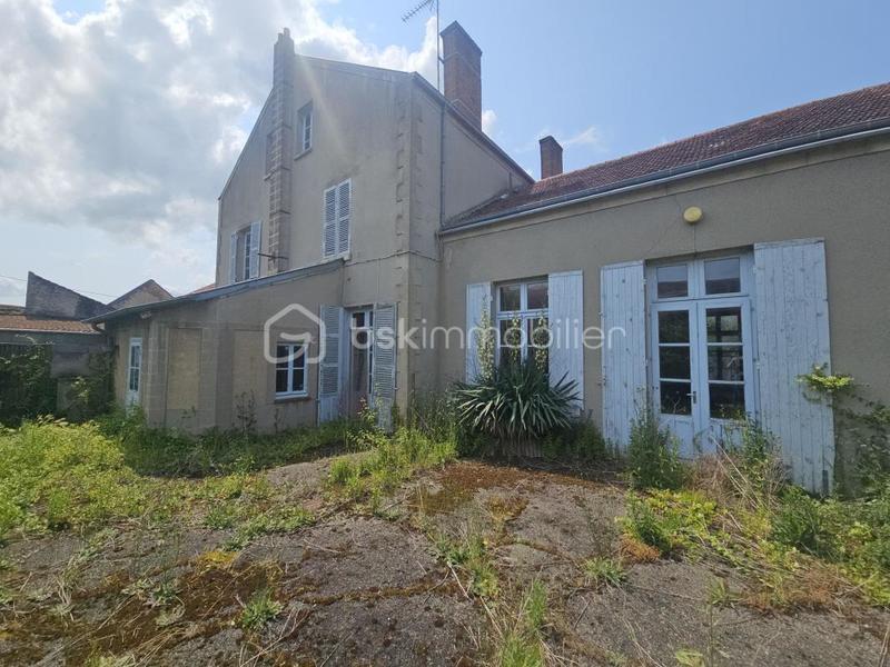 Maison - 400 m² - 10 pièces