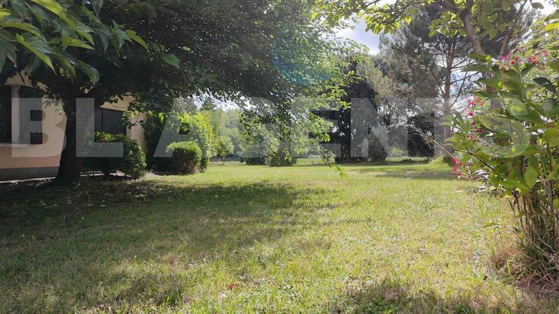 Maison - 180 m² - 6 pièces