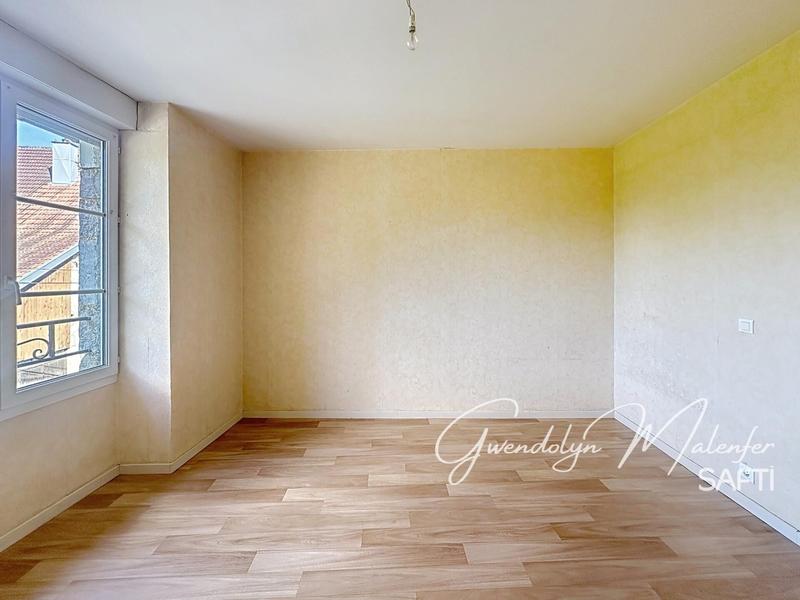 Maison - 99 m² - 4 pièces