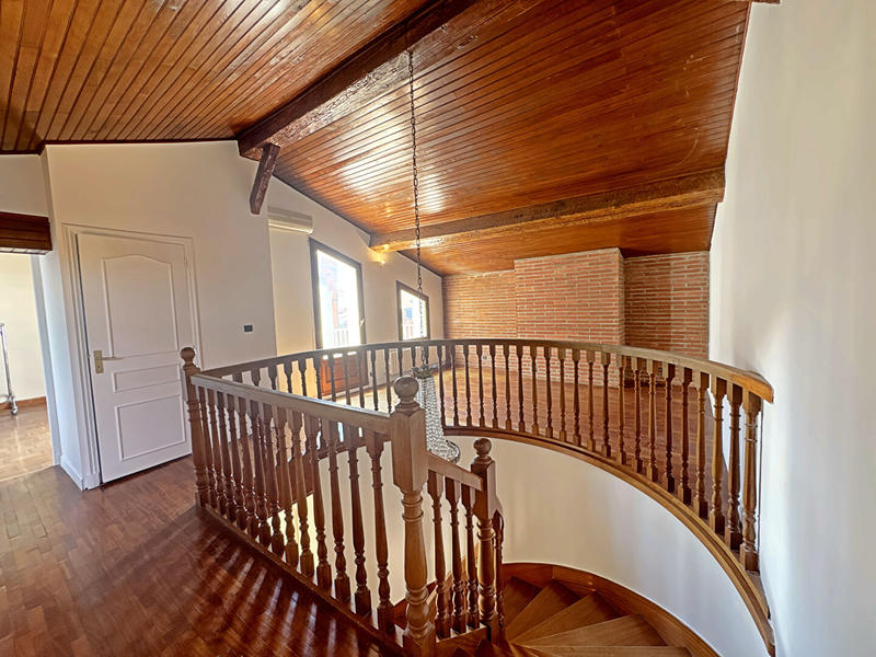 Appartement - 173 m² - 6 pièces