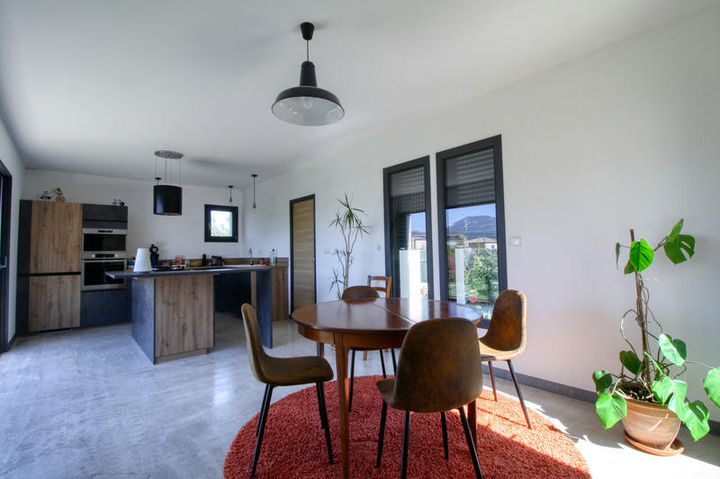 Villa - 114 m² - 4 pièces