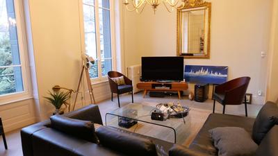 Appartement - 82 m² - 2 pièces