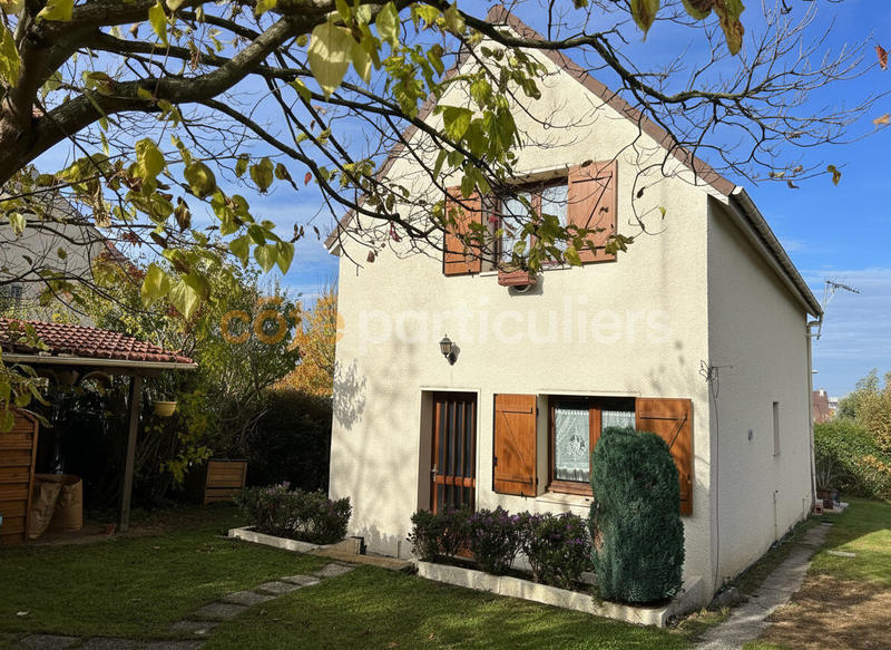 Maison - 93 m² - 5 pièces