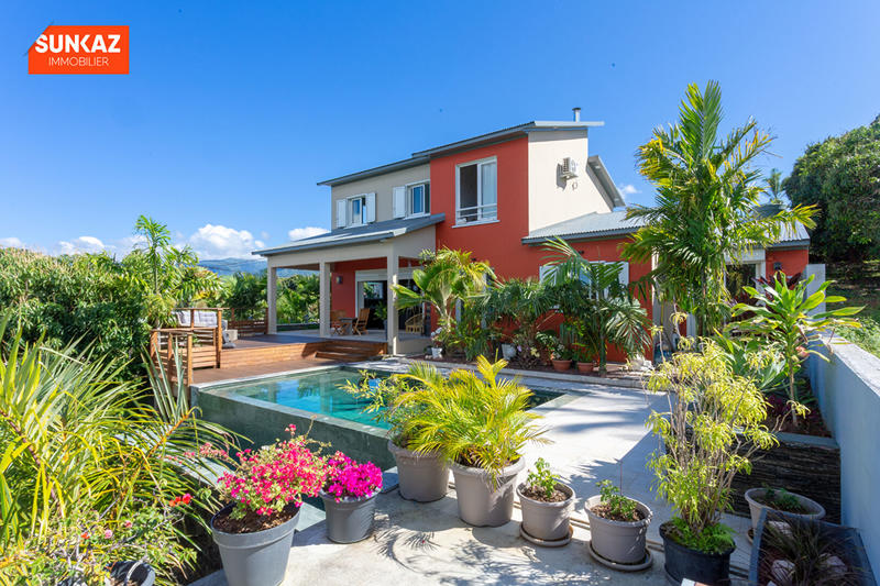 Maison - 178 m² - 6 pièces