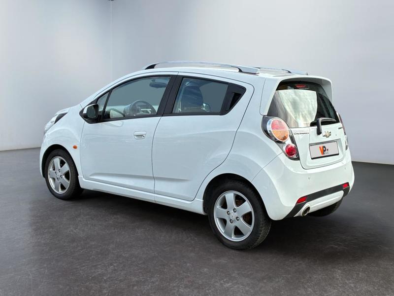 Chevrolet Spark 1.2 16v - 81 Lt
