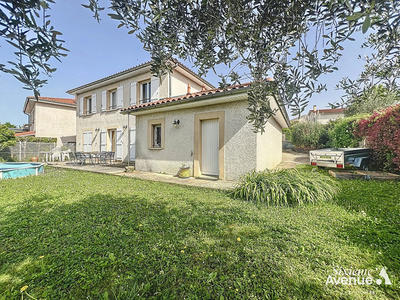 Maison - 123 m² - 7 pièces