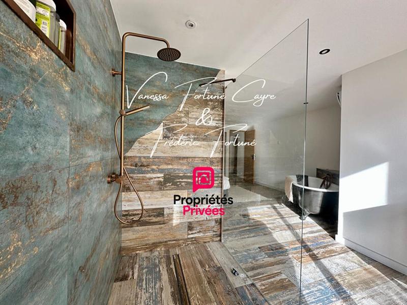 Maison - 178 m² - 6 pièces