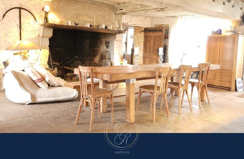 Maison - 270 m² - 7 pièces