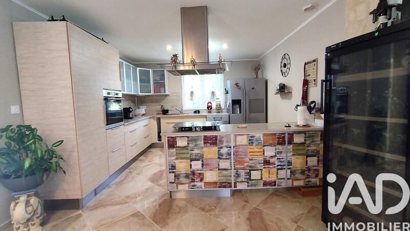 Maison - 104 m² - 4 pièces