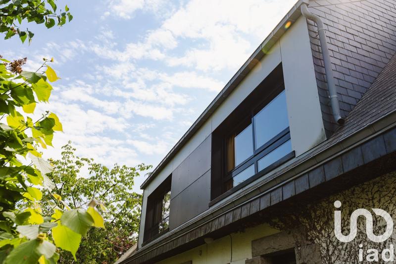 Maison - 246 m² - 8 pièces