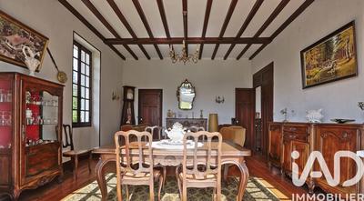 Maison - 179 m² - 6 pièces