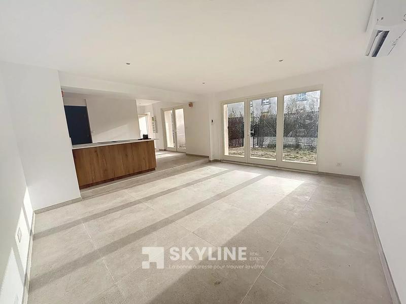 Maison - 86 m² - 4 pièces