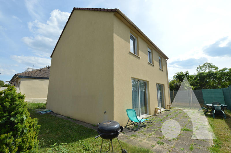 Maison - 128 m² - 7 pièces