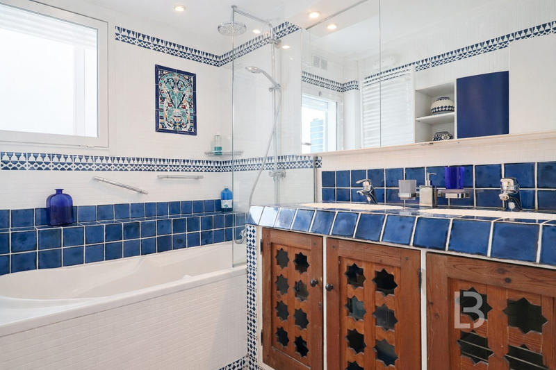 Appartement - 80 m² - 4 pièces