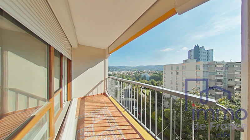 Appartement - 77 m² - 4 pièces