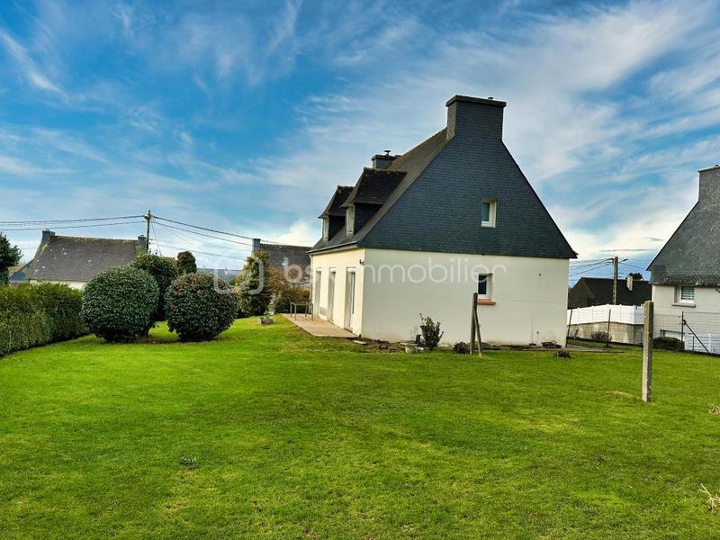 Maison - 102 m² - 4 pièces