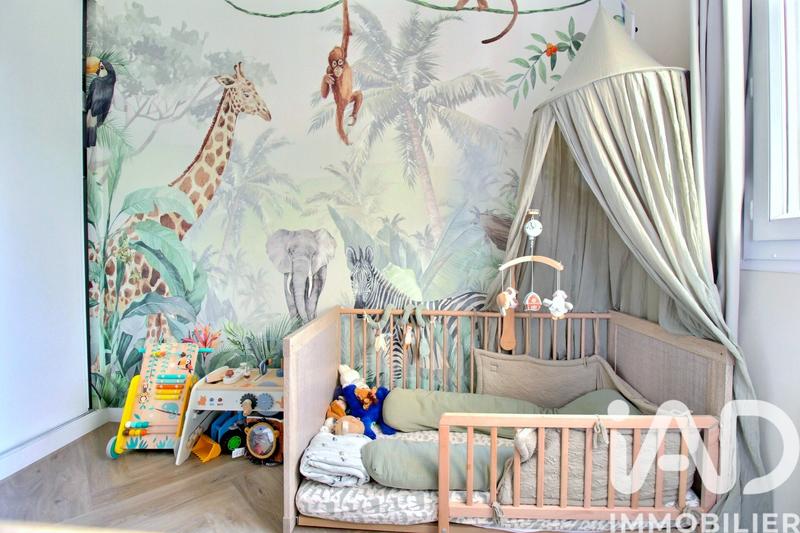 Appartement - 110 m² - 4 pièces