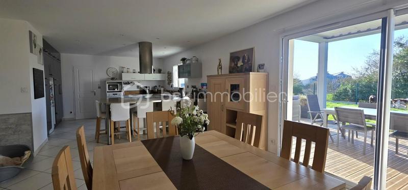 Maison - 152 m² - 6 pièces