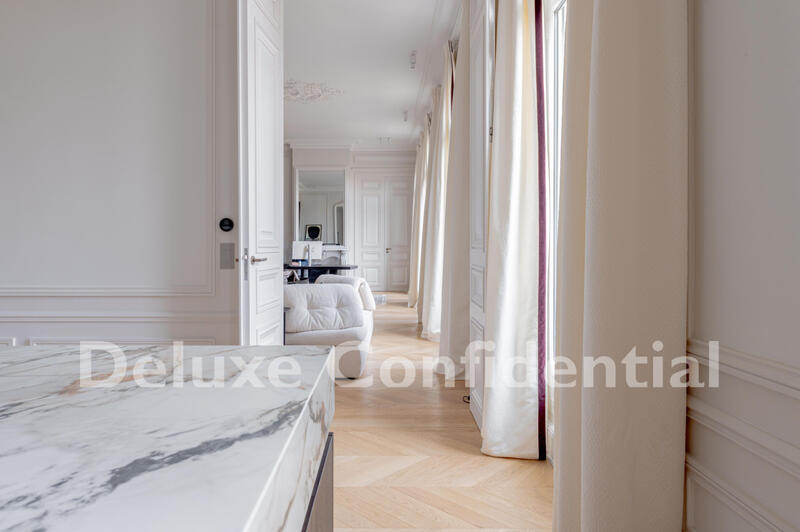 Appartement - 161 m² - 4 pièces