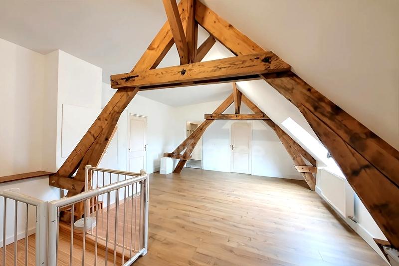 Fermette - 274 m² - 6 pièces