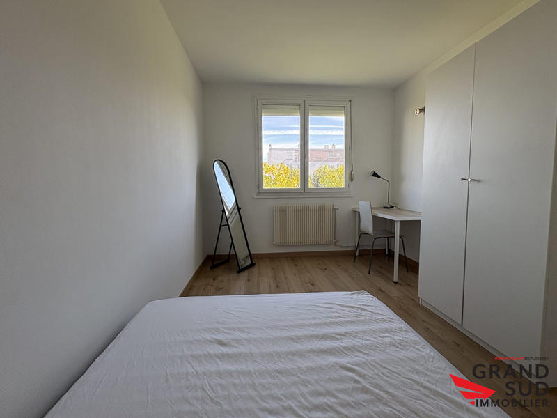 Appartement - 81 m² - 5 pièces