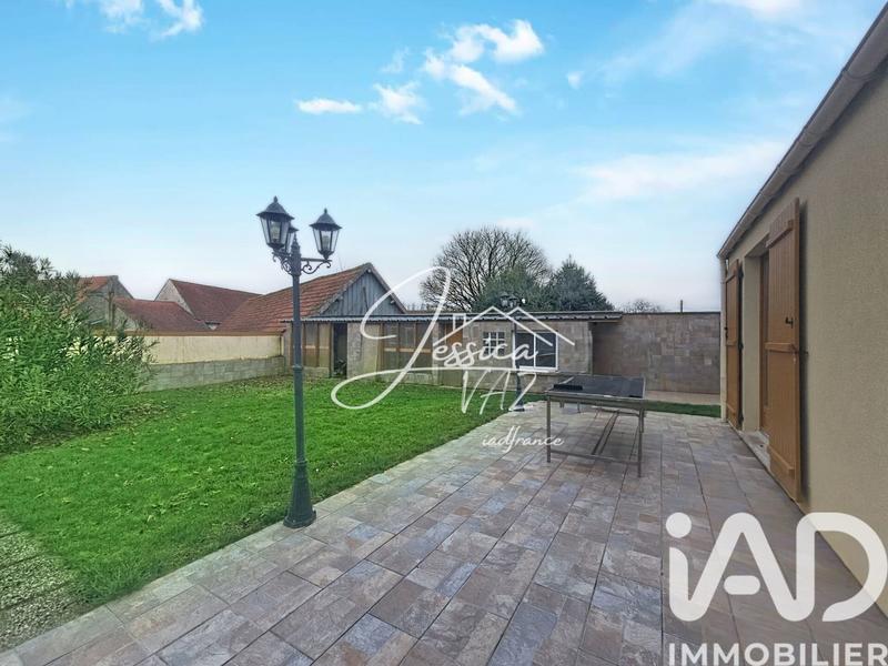 Maison - 104 m² - 4 pièces