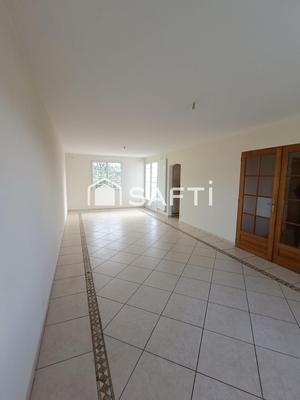 Maison - 96 m² - 4 pièces