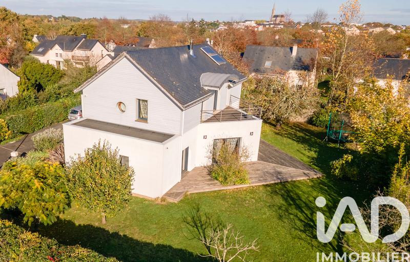 Maison de maîtres - 208 m² - 8 pièces