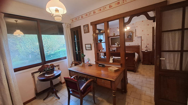 Maison - 180 m² - 5 pièces