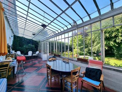 Maison - 310 m² - 10 pièces