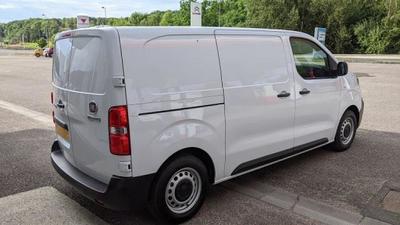 Fiat Scudo Fourgon 1.5 Multijet 120 Standard Pro Lounge
