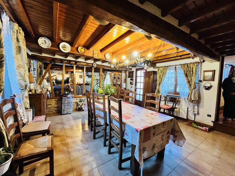 Maison - 100 m² - 6 pièces