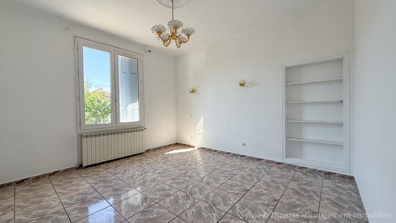 Maison - 181 m² - 5 pièces