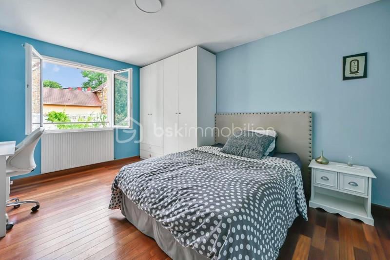 Maison - 146 m² - 7 pièces