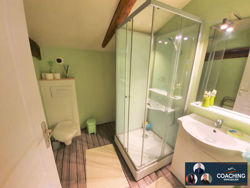 Maison traditionnelle - 198 m² - 6 pièces