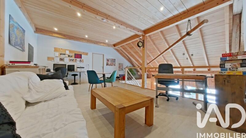 Maison - 300 m² - 10 pièces