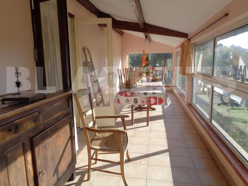 Maison - 97 m² - 5 pièces