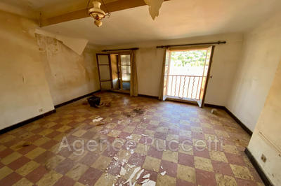 Maison de village - 90 m² - 4 pièces