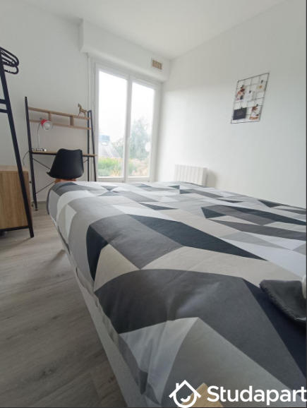 Chambre - 9 m² - 1 pièce